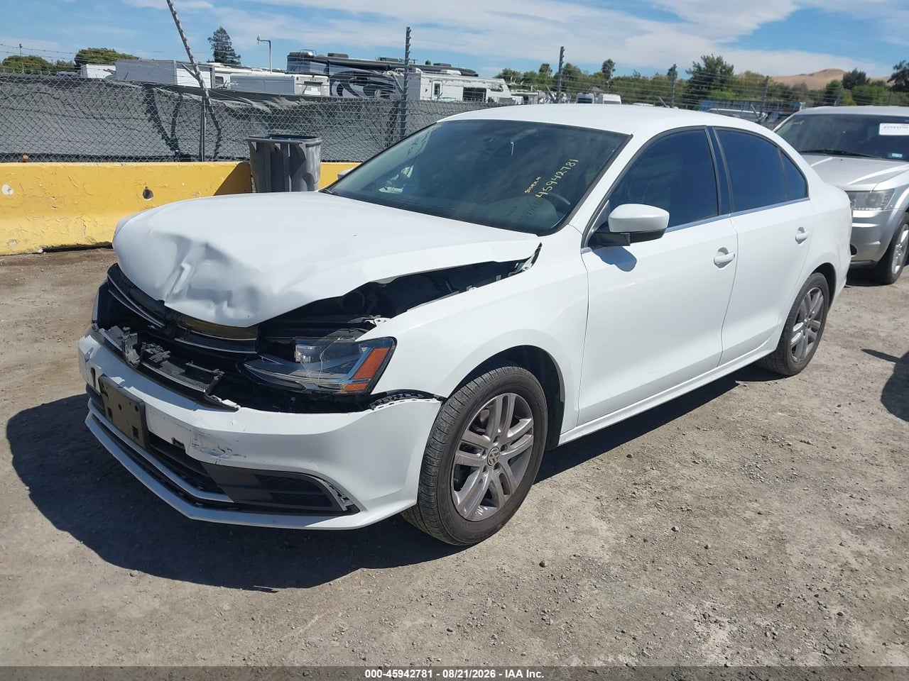 2017 VOLKSWAGEN JETTA 1.4T S · 2/11