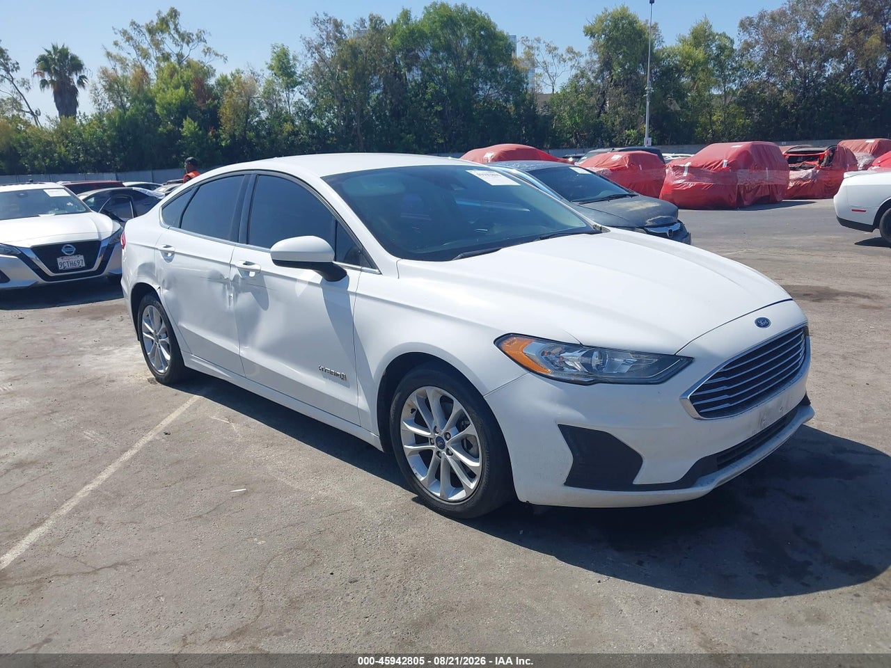 3FA6P0LU6KR****** · 2019 FORD FUSION HYBRID SE