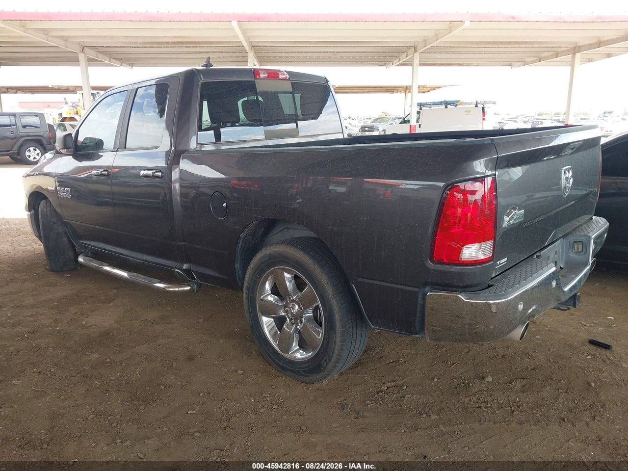 2017 RAM 1500 BIG HORN  4X2 6'4 BOX · 3/11