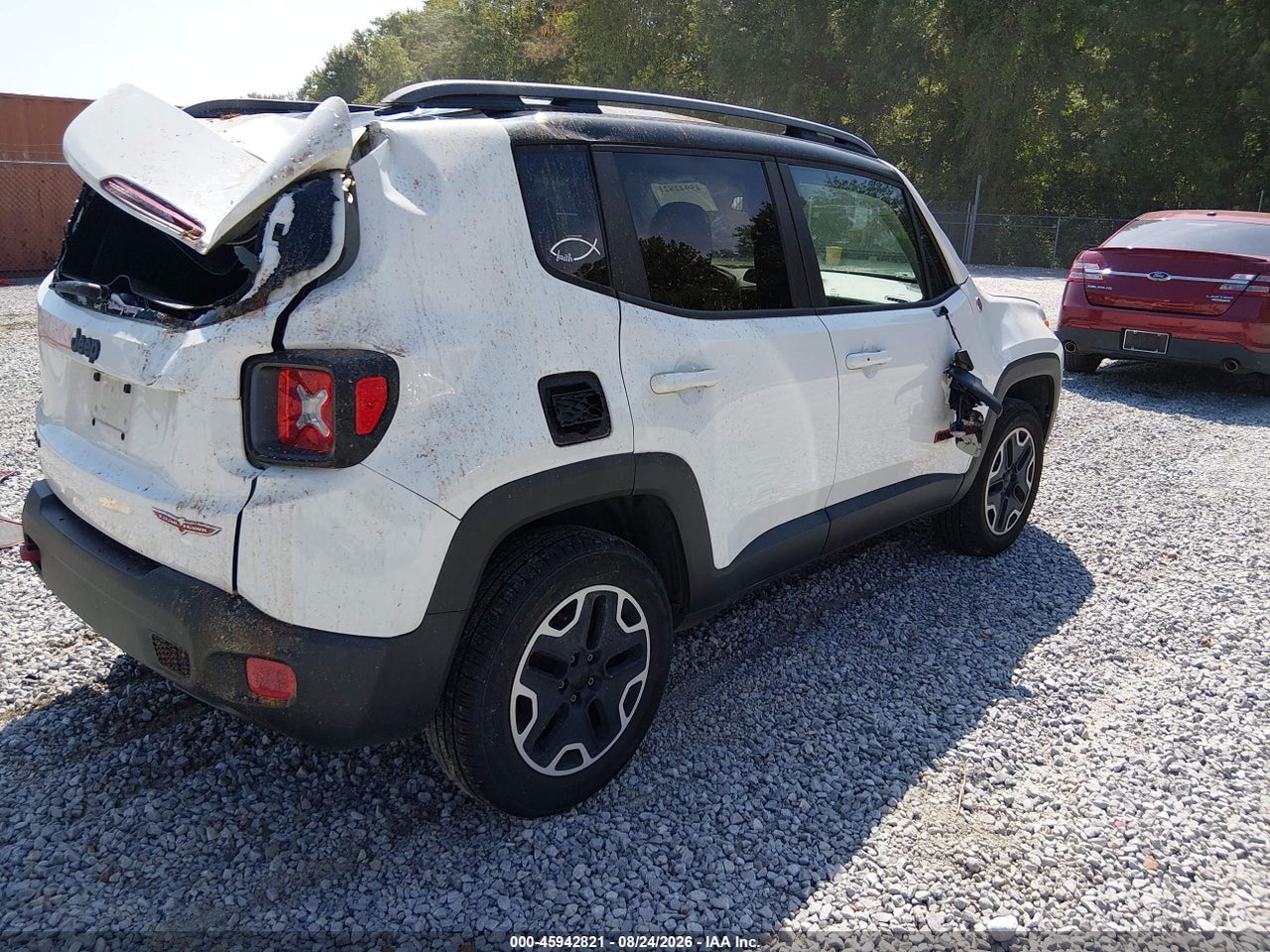 2015 JEEP RENEGADE TRAILHAWK · 4/11