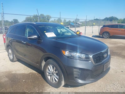 5XYPGDA52KG****** · 2019 KIA SORENTO 3.3L LX