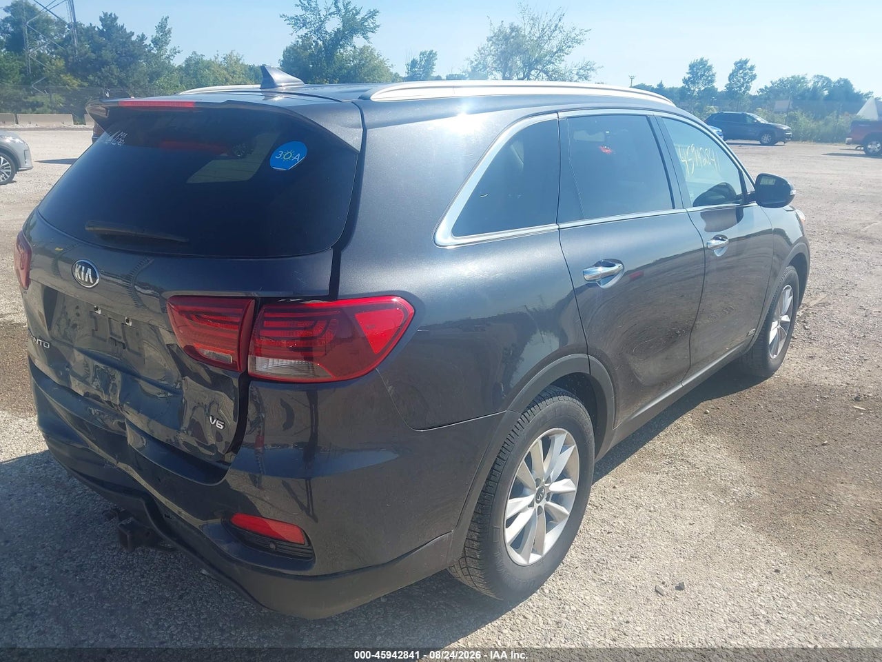 2019 KIA SORENTO 3.3L LX · 4/11