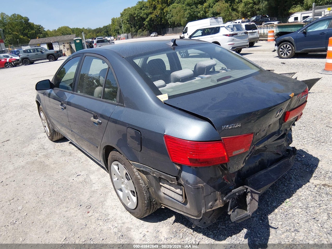 2010 HYUNDAI SONATA GLS · 3/11