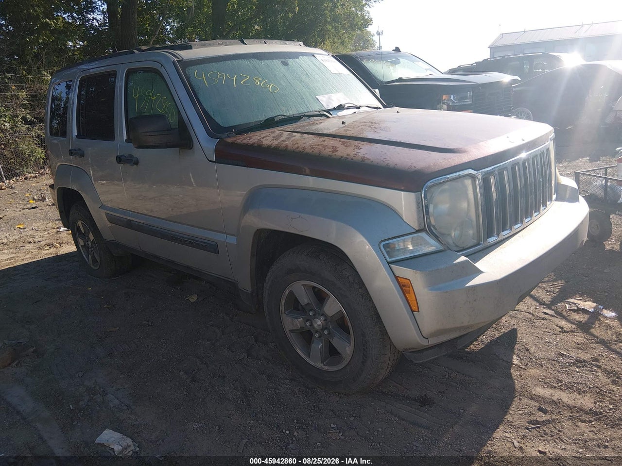 1J8GN28K38W****** · 2008 JEEP LIBERTY SPORT