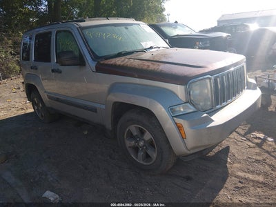 1J8GN28K38W****** · 2008 JEEP LIBERTY SPORT