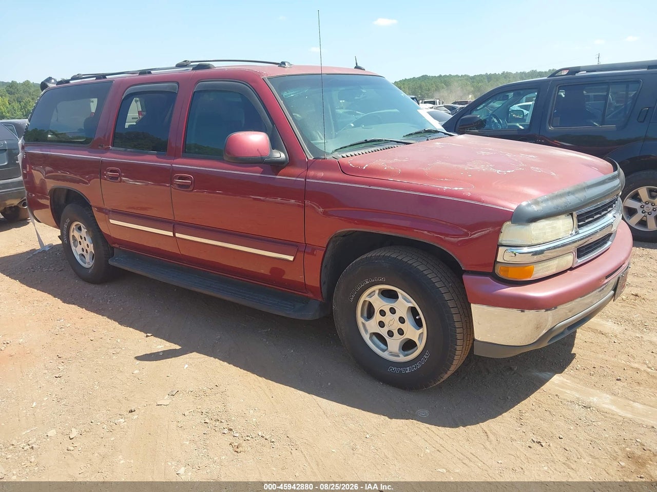 2004 CHEVROLET SUBURBAN 1500 LT