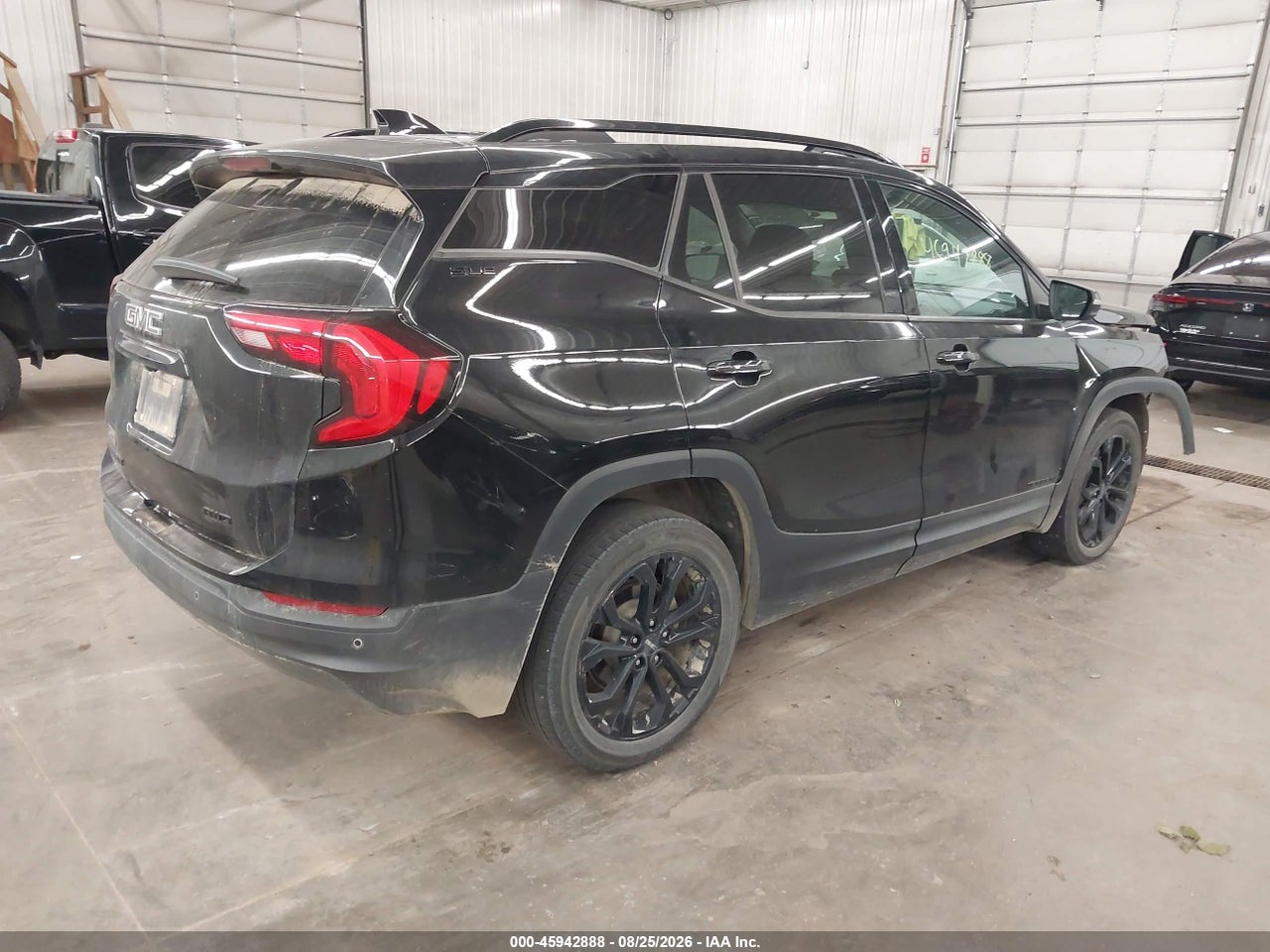 2020 GMC TERRAIN AWD SLE · 4/11