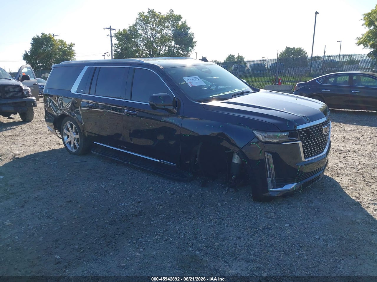 1GYS4LKL8MR****** · 2021 CADILLAC ESCALADE ESV 4WD PREMIUM LUXURY