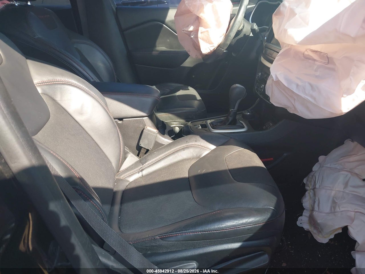 2018 JEEP CHEROKEE TRAILHAWK 4X4 · 5/11