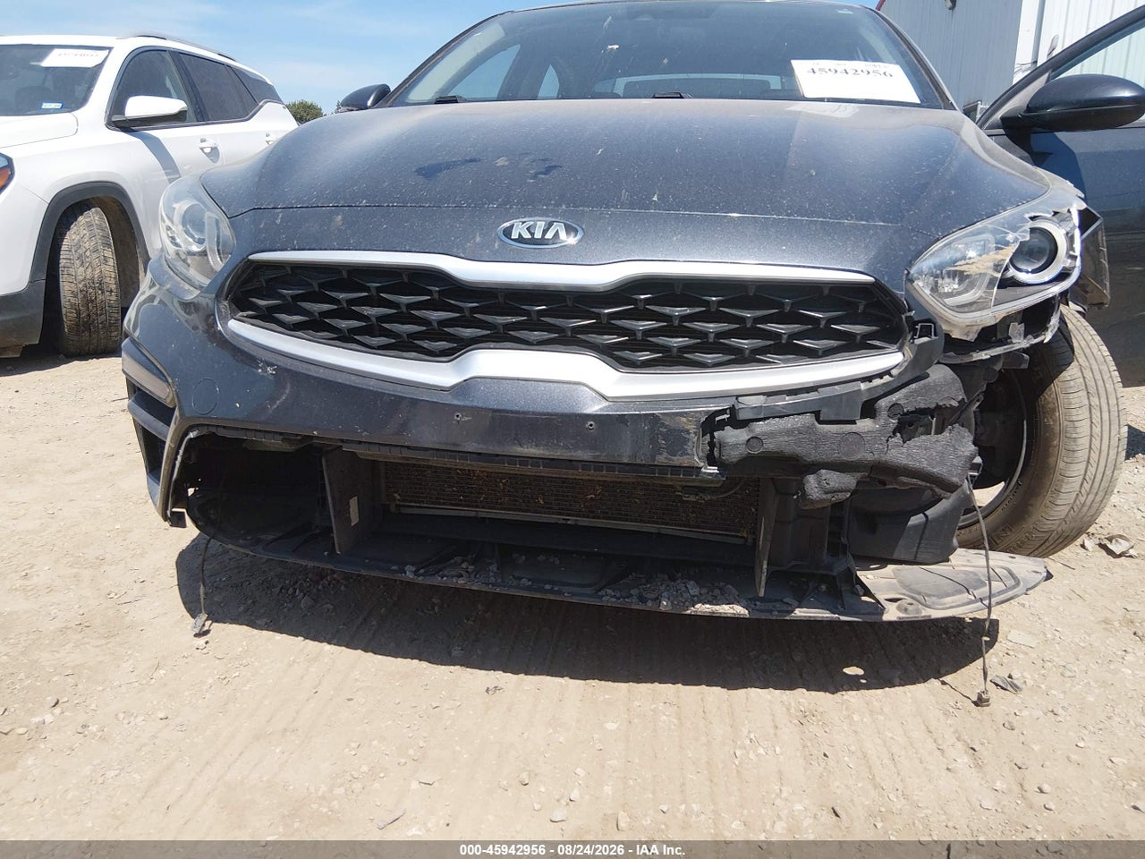 2021 KIA FORTE LXS · 6/10