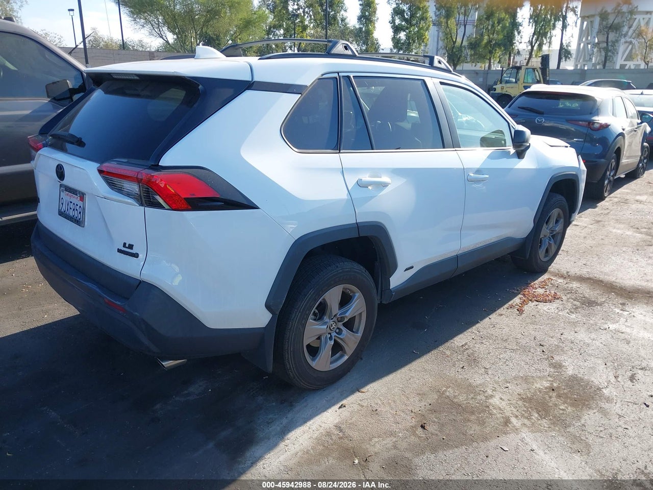 2024 TOYOTA RAV4 HYBRID LE · 4/11