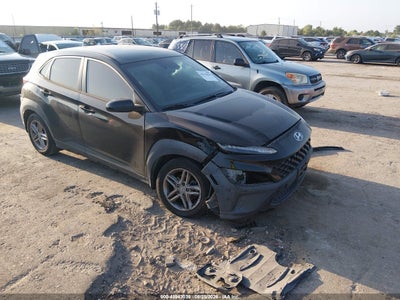KM8K22AB4NU****** · 2022 HYUNDAI KONA SE