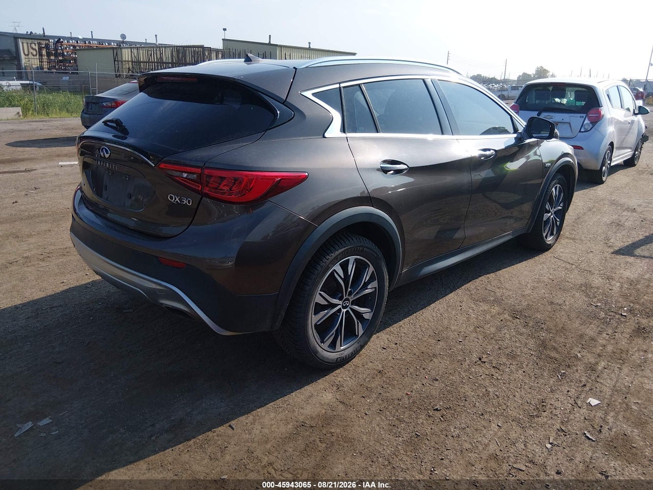 2018 INFINITI QX30 LUXURY · 4/11
