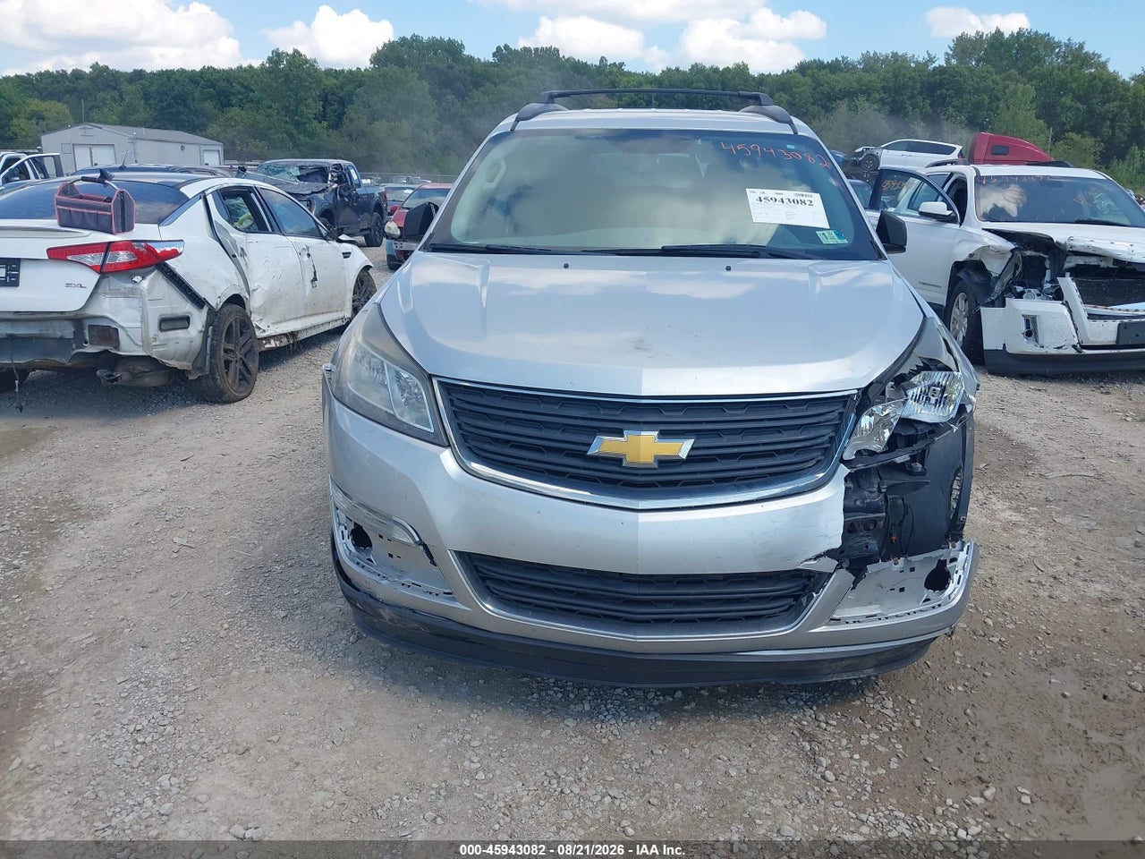 2016 CHEVROLET TRAVERSE LS · 6/11