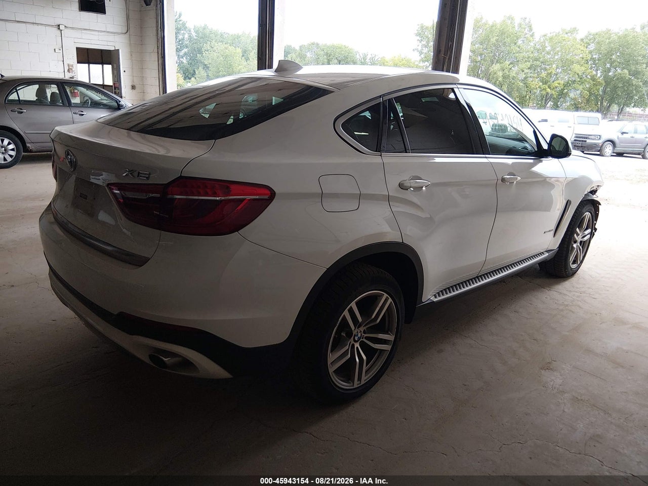 2016 BMW X6 XDRIVE35I · 4/11