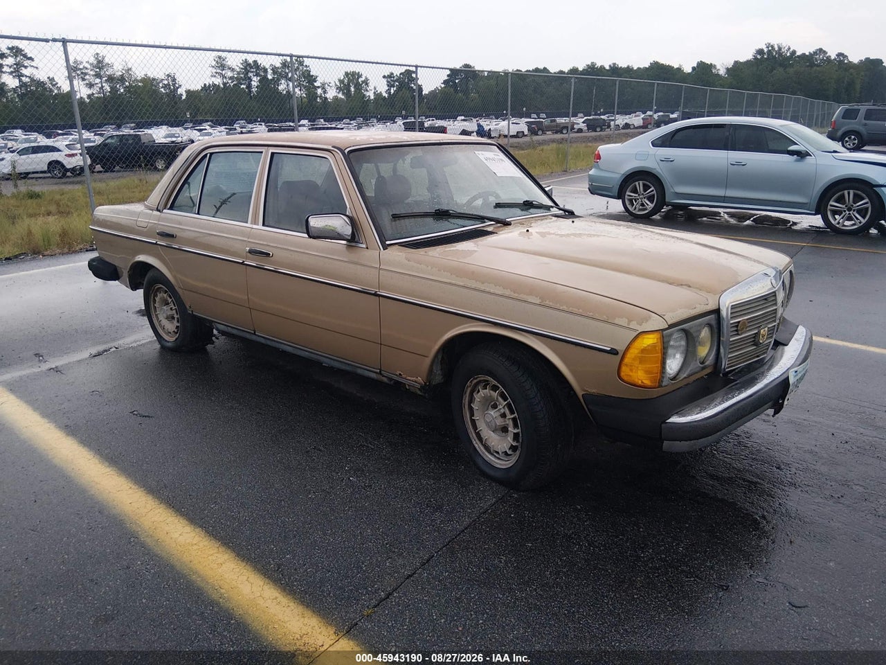 1984 MERCEDES-BENZ 300 DT