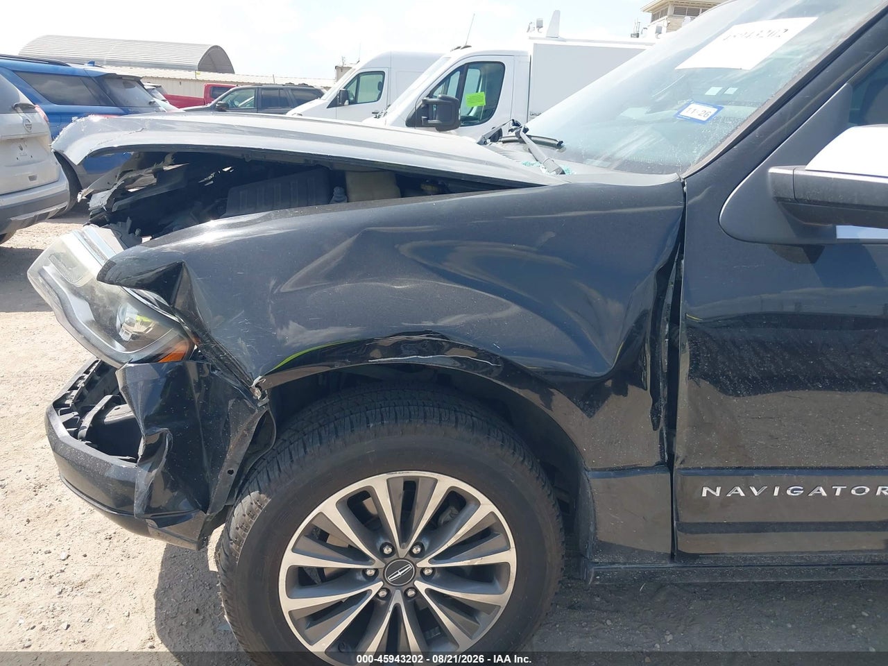 2017 LINCOLN NAVIGATOR SELECT · 6/11