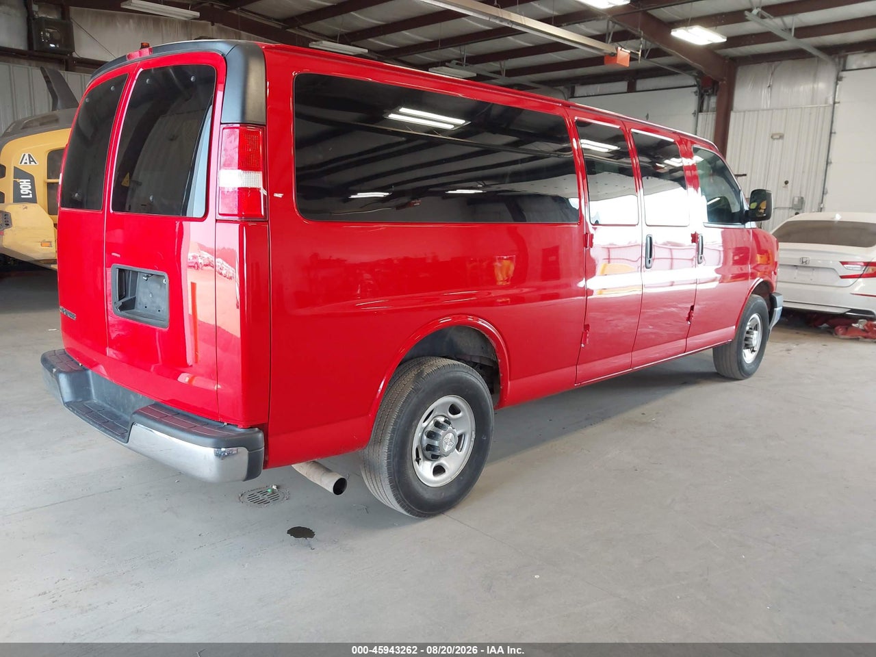 2018 CHEVROLET EXPRESS 3500 LT · 4/11
