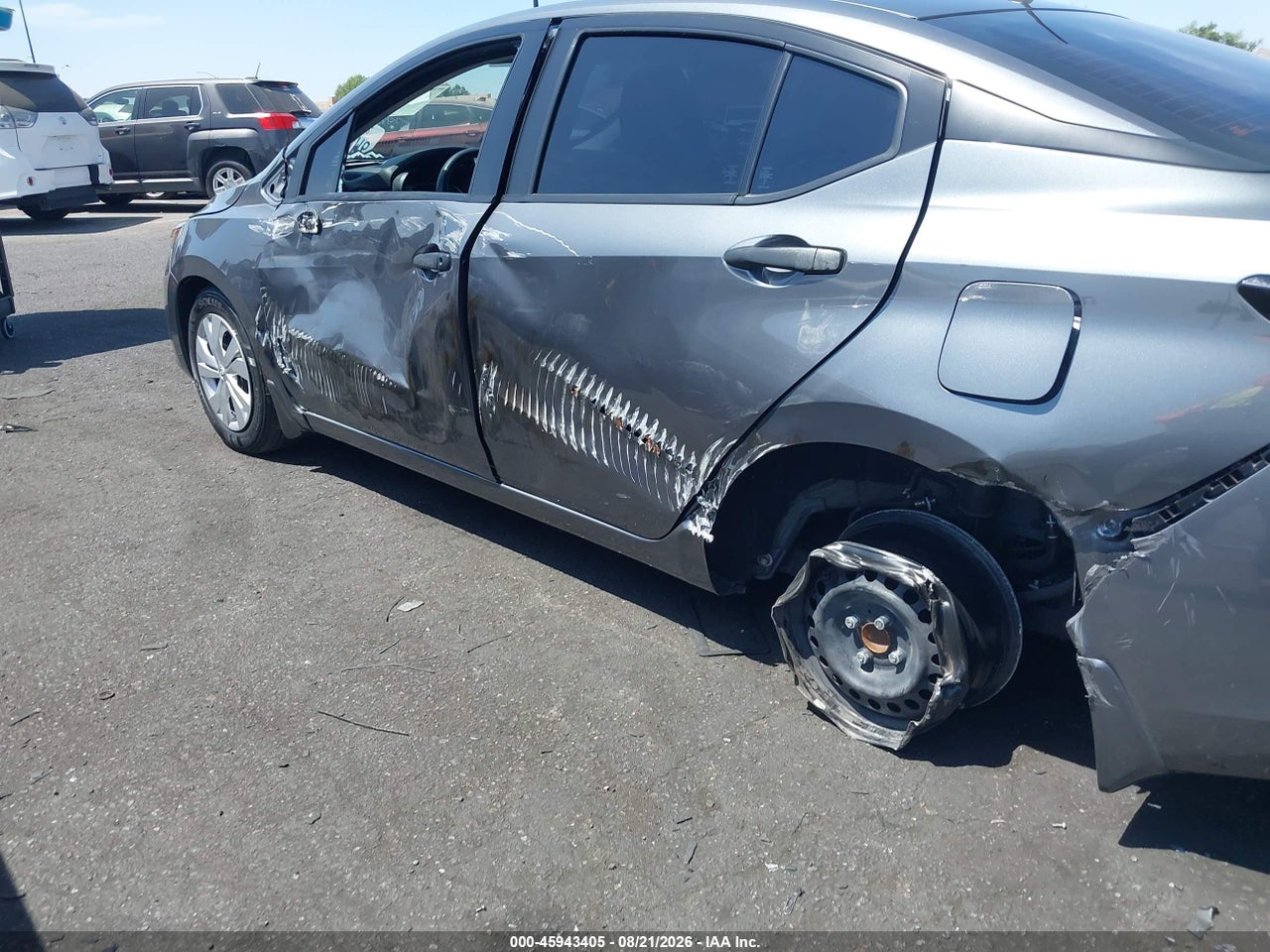 2025 NISSAN VERSA 1.6 S · 6/11