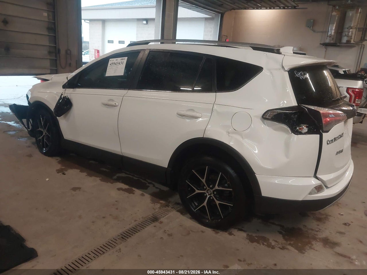 2016 TOYOTA RAV4 SE · 3/10