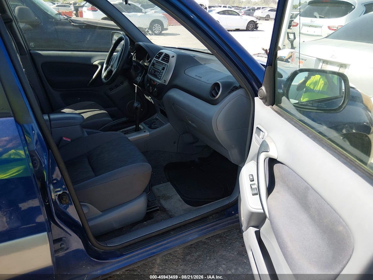 2002 TOYOTA RAV4   · 5/11