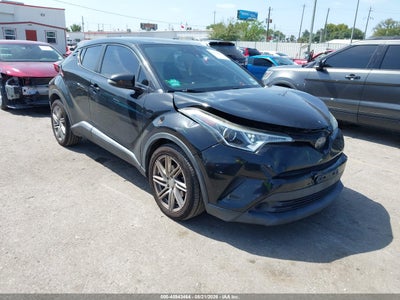 NMTKHMBX5JR****** · 2018 TOYOTA C-HR XLE