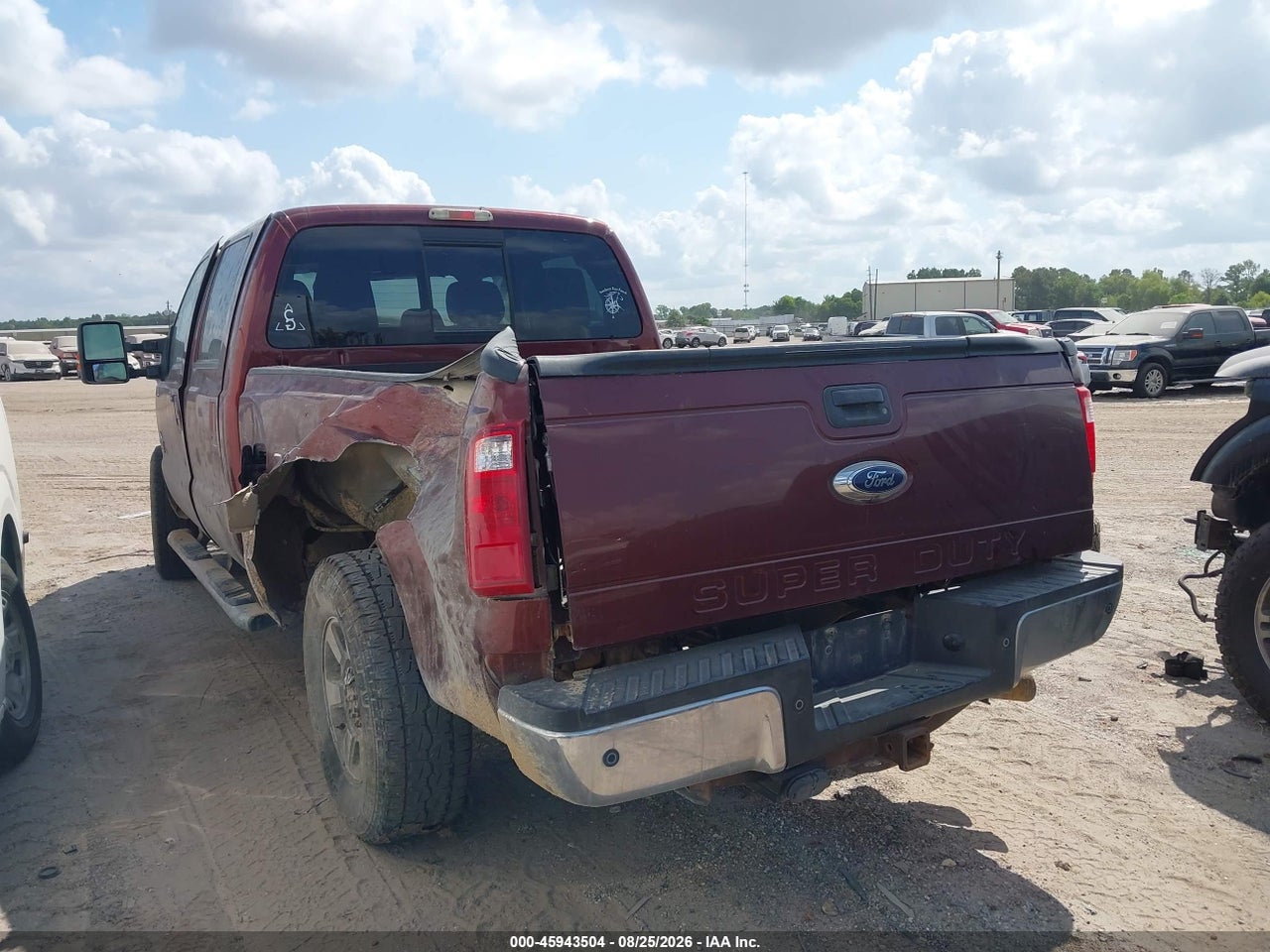 2016 FORD F-250 LARIAT · 3/11