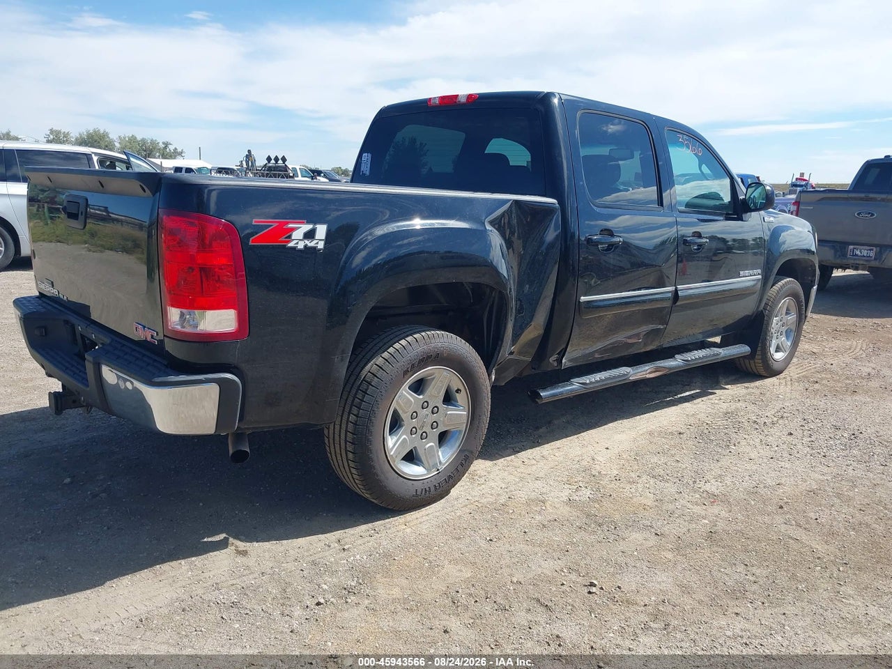 2013 GMC SIERRA 1500 SLE · 4/11