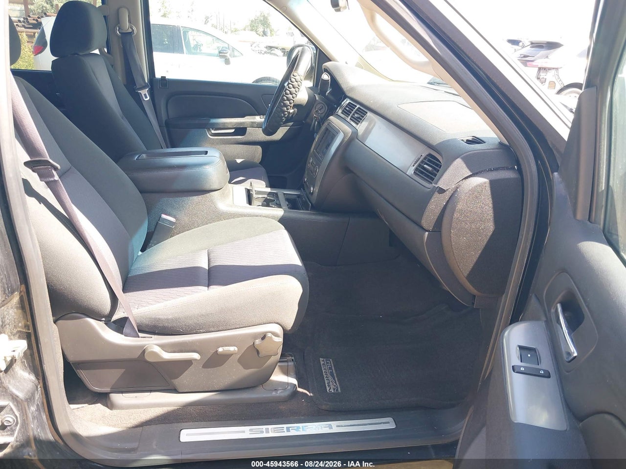 2013 GMC SIERRA 1500 SLE · 5/11