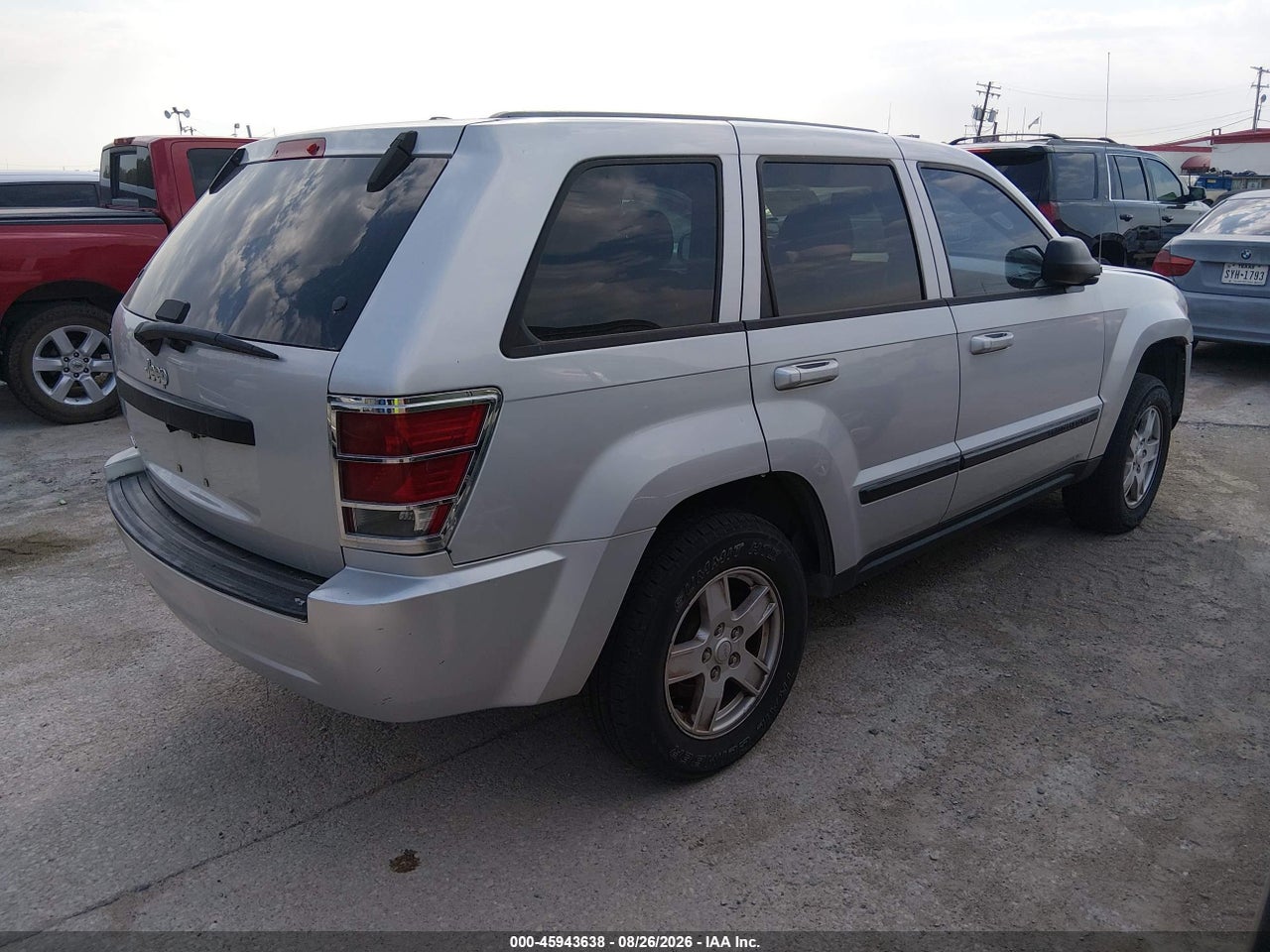 2008 JEEP GRAND CHEROKEE LAREDO · 4/11