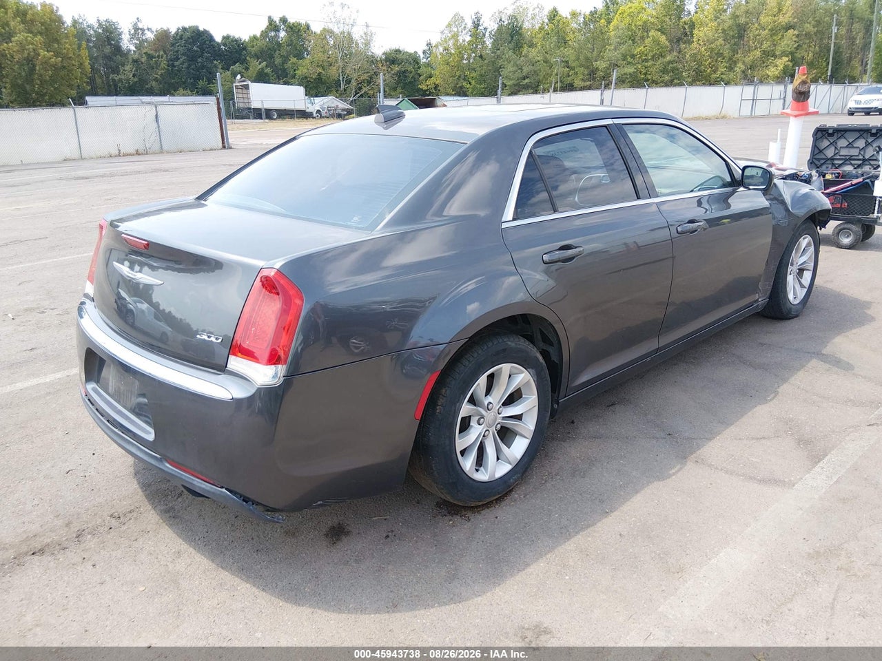2015 CHRYSLER 300 LIMITED · 4/11