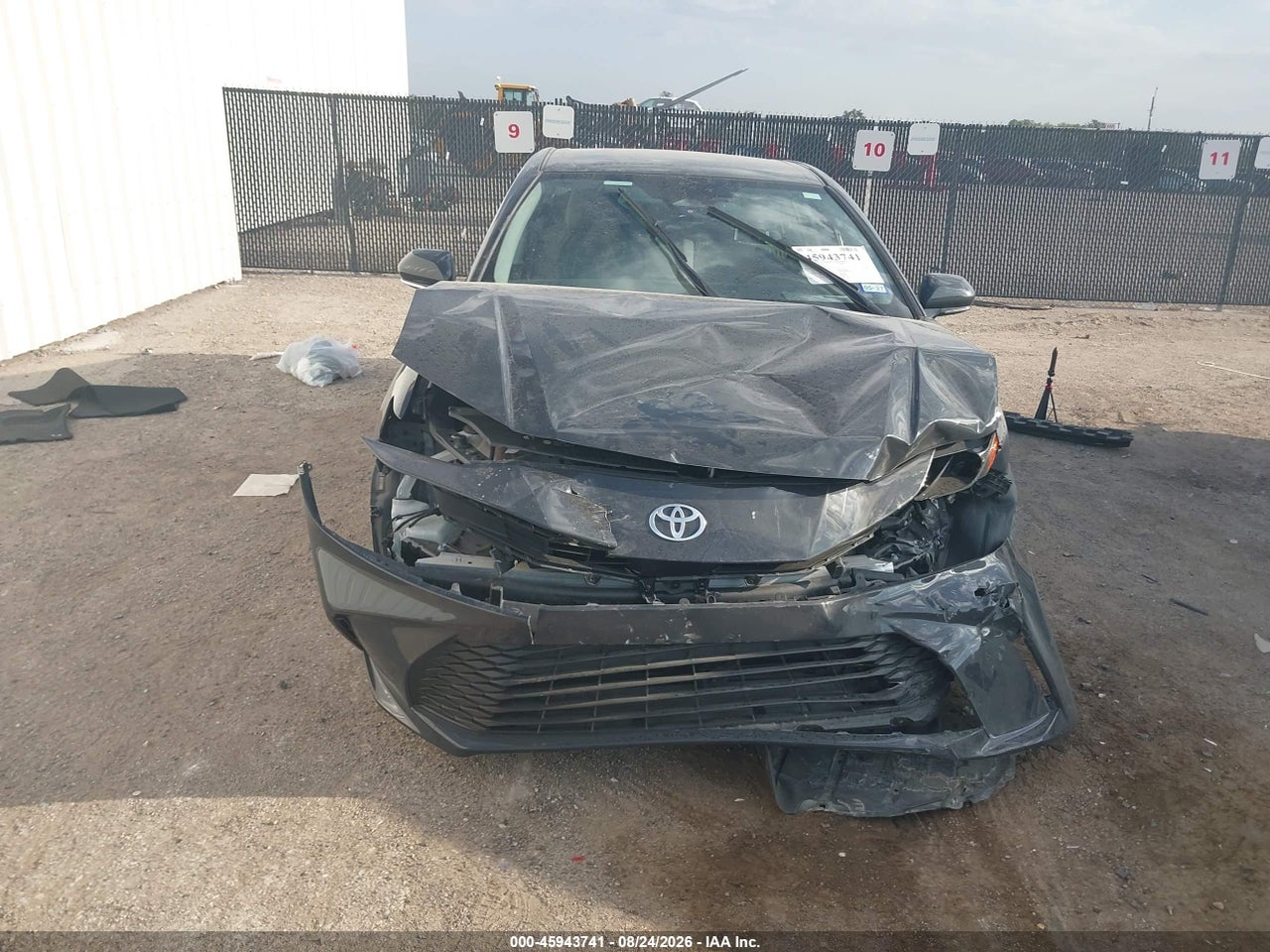 2025 TOYOTA CAMRY LE · 6/11