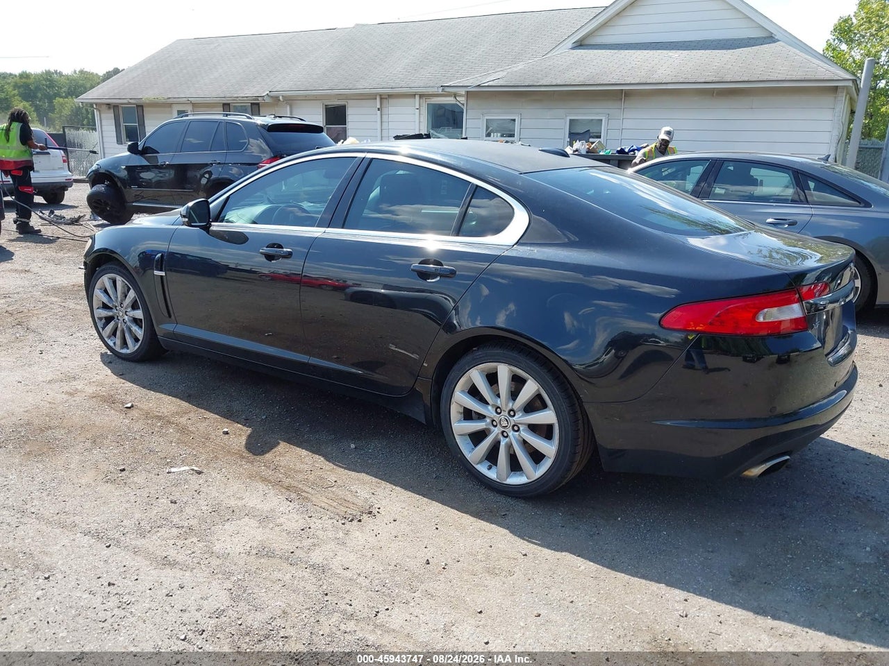 2011 JAGUAR XF PREMIUM · 3/11