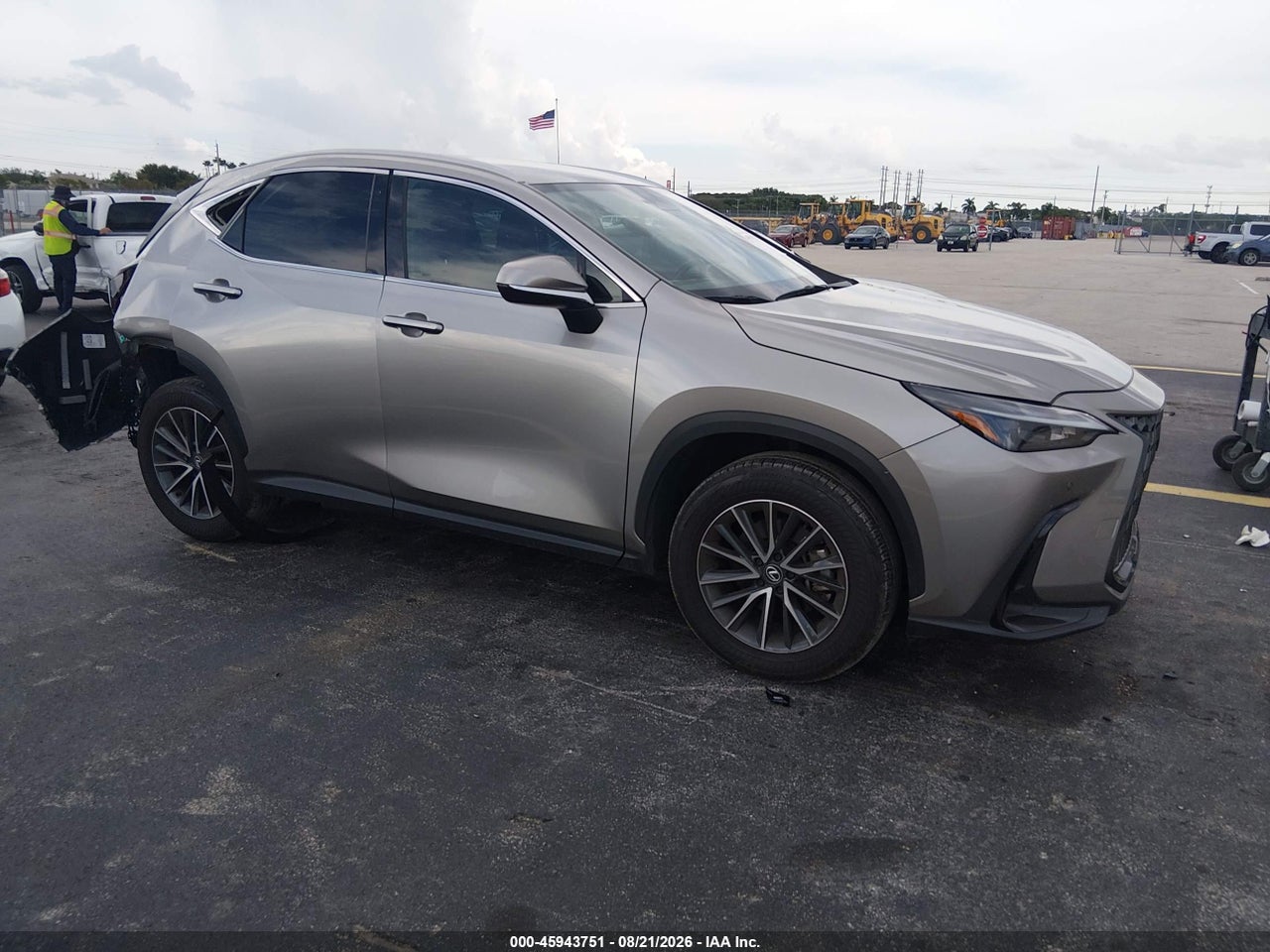 2T2ADCAZ8SC****** · 2025 LEXUS NX 250