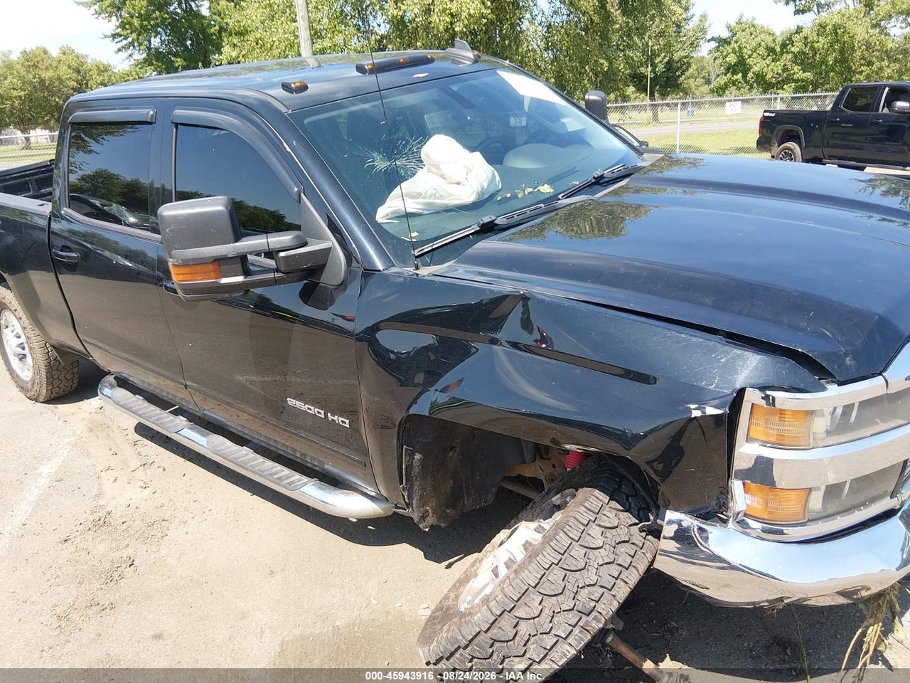 2016 CHEVROLET SILVERADO 2500HD LT · 6/11