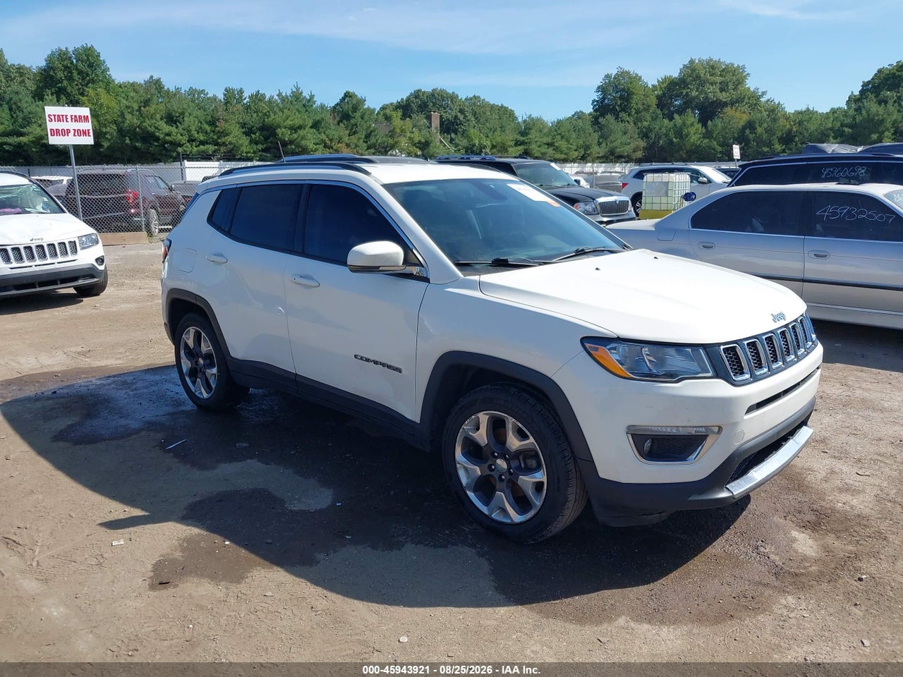 3C4NJDCB1KT****** · 2019 JEEP COMPASS LIMITED 4X4