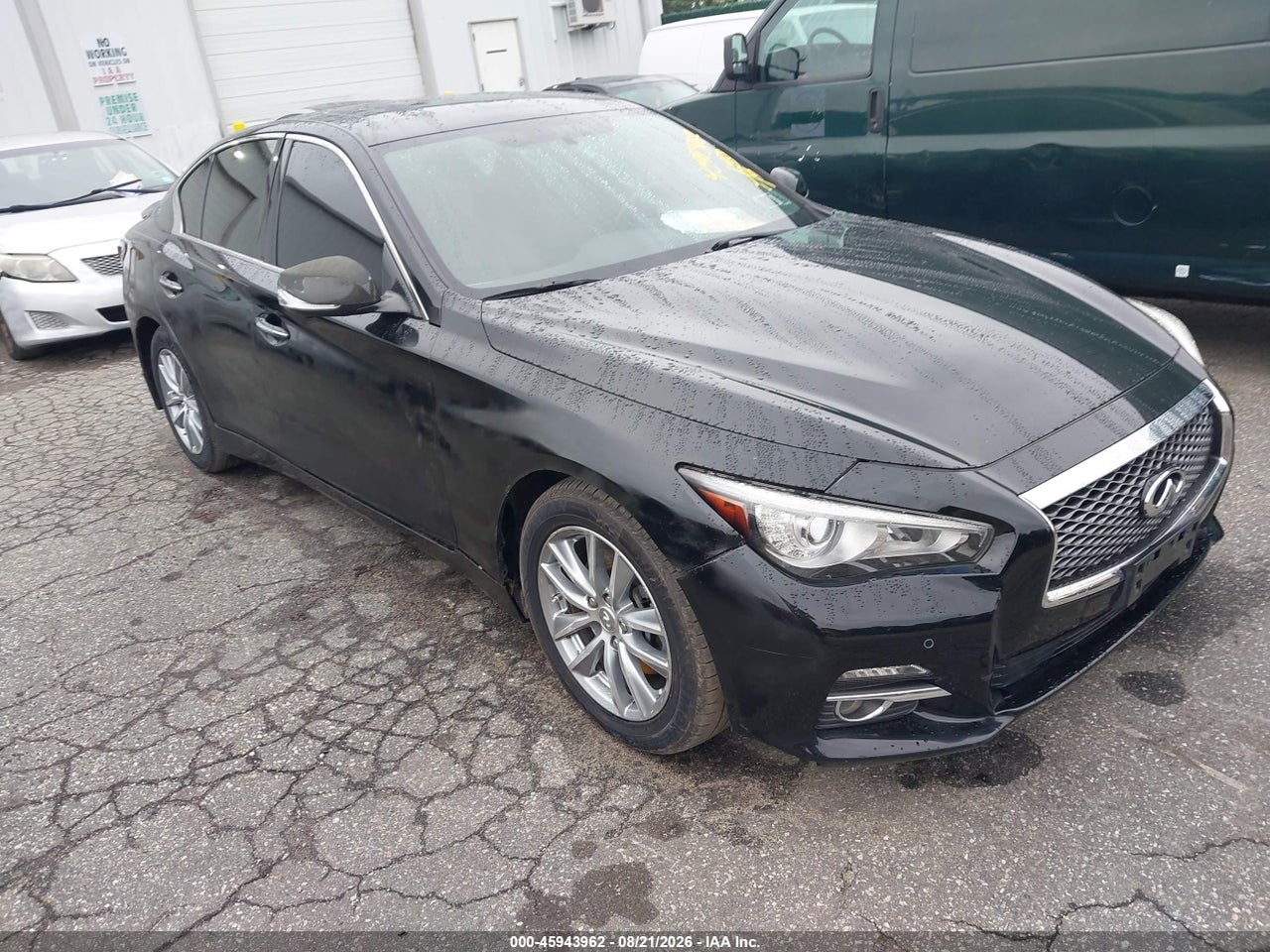 JN1EV7AP4HM****** · 2017 INFINITI Q50 3.0T PREMIUM