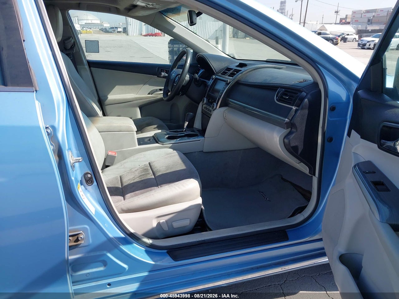 2012 TOYOTA CAMRY HYBRID XLE · 5/11