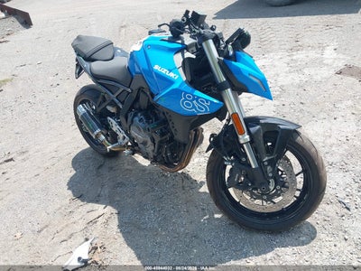 2025 SUZUKI GSX800 R