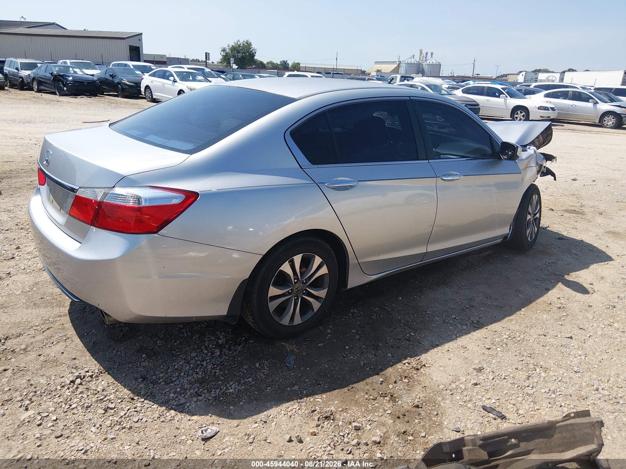 2015 HONDA ACCORD LX · 4/11
