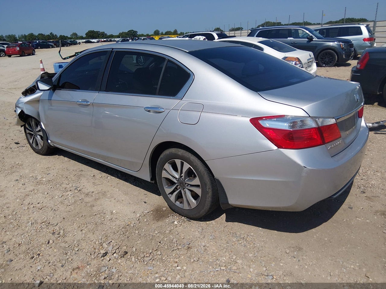 2015 HONDA ACCORD LX · 3/11