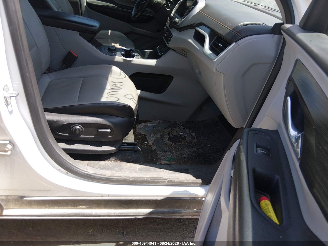 2021 GMC TERRAIN FWD SLT · 5/11