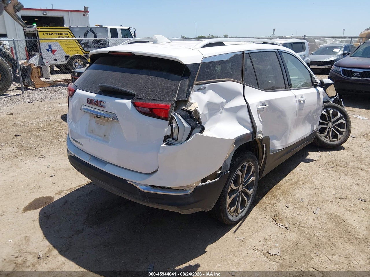 2021 GMC TERRAIN FWD SLT · 4/11