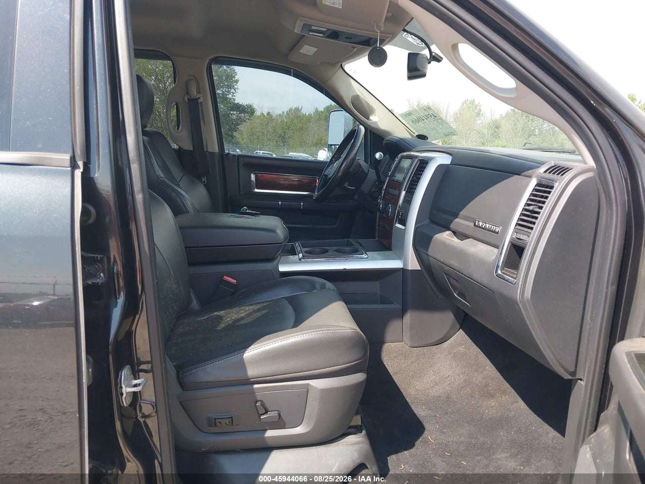 2011 RAM RAM 2500 LARAMIE · 5/11