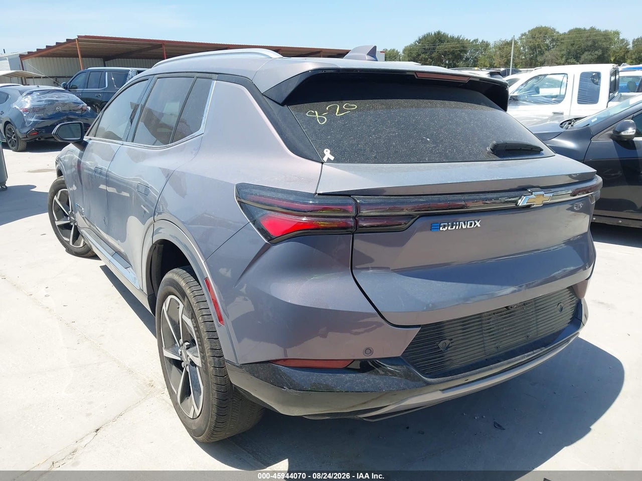 2024 CHEVROLET EQUINOX EV LT · 3/11
