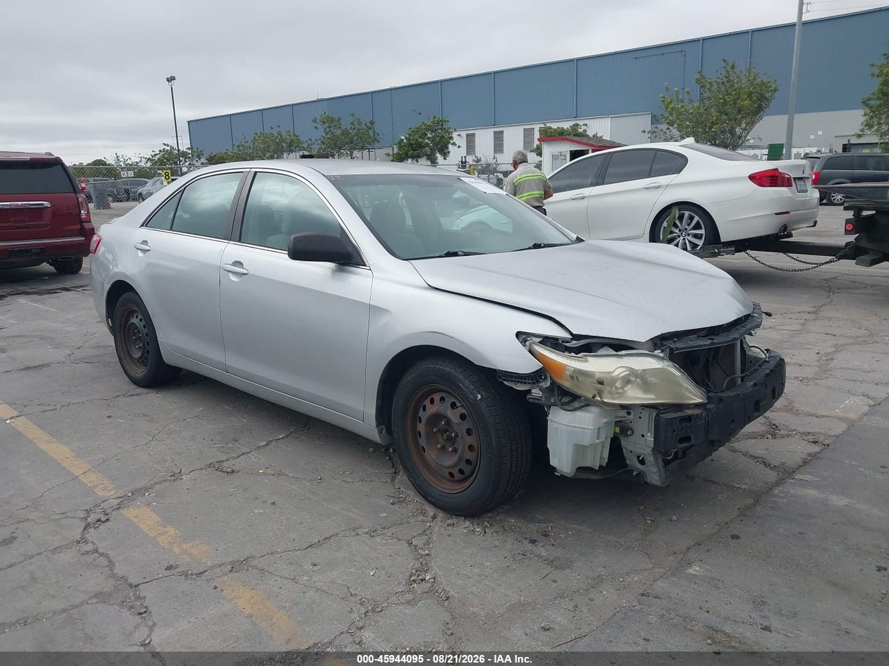4T1BF3EK3BU****** · 2011 TOYOTA CAMRY LE