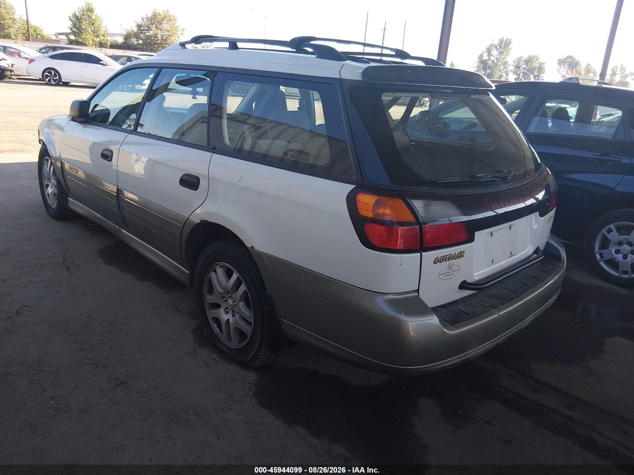 2003 SUBARU OUTBACK · 3/11