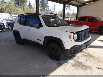 ZACCJBCB5JP****** · 2018 JEEP RENEGADE TRAILHAWK 4X4