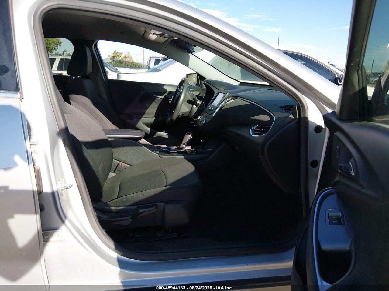 2017 CHEVROLET MALIBU 1LT · 5/11