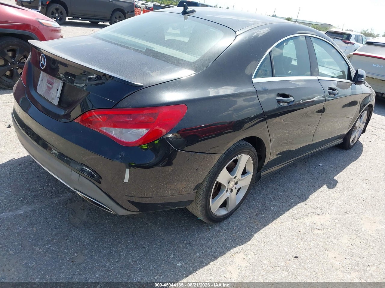 2017 MERCEDES-BENZ CLA 250 · 4/11